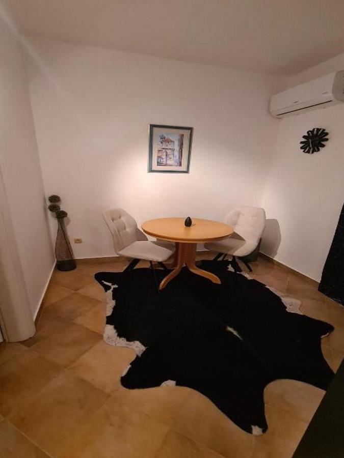 Villa Neda Vodice Zewnętrze zdjęcie