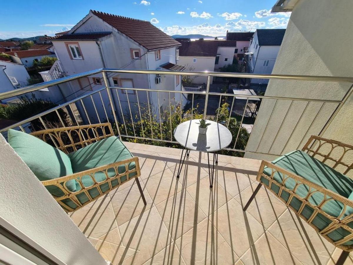 Villa Neda Vodice Zewnętrze zdjęcie
